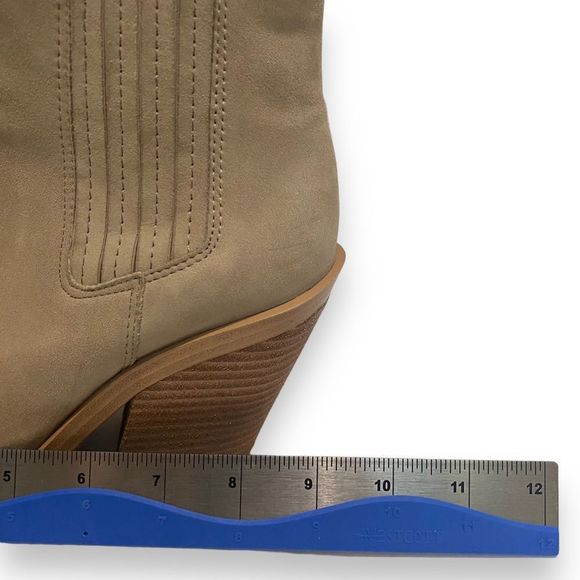 Vince Camuto | Ackella Tan Suede Leather Pull On Ankle Boots | Size 7.5 - Picture 3 of 8